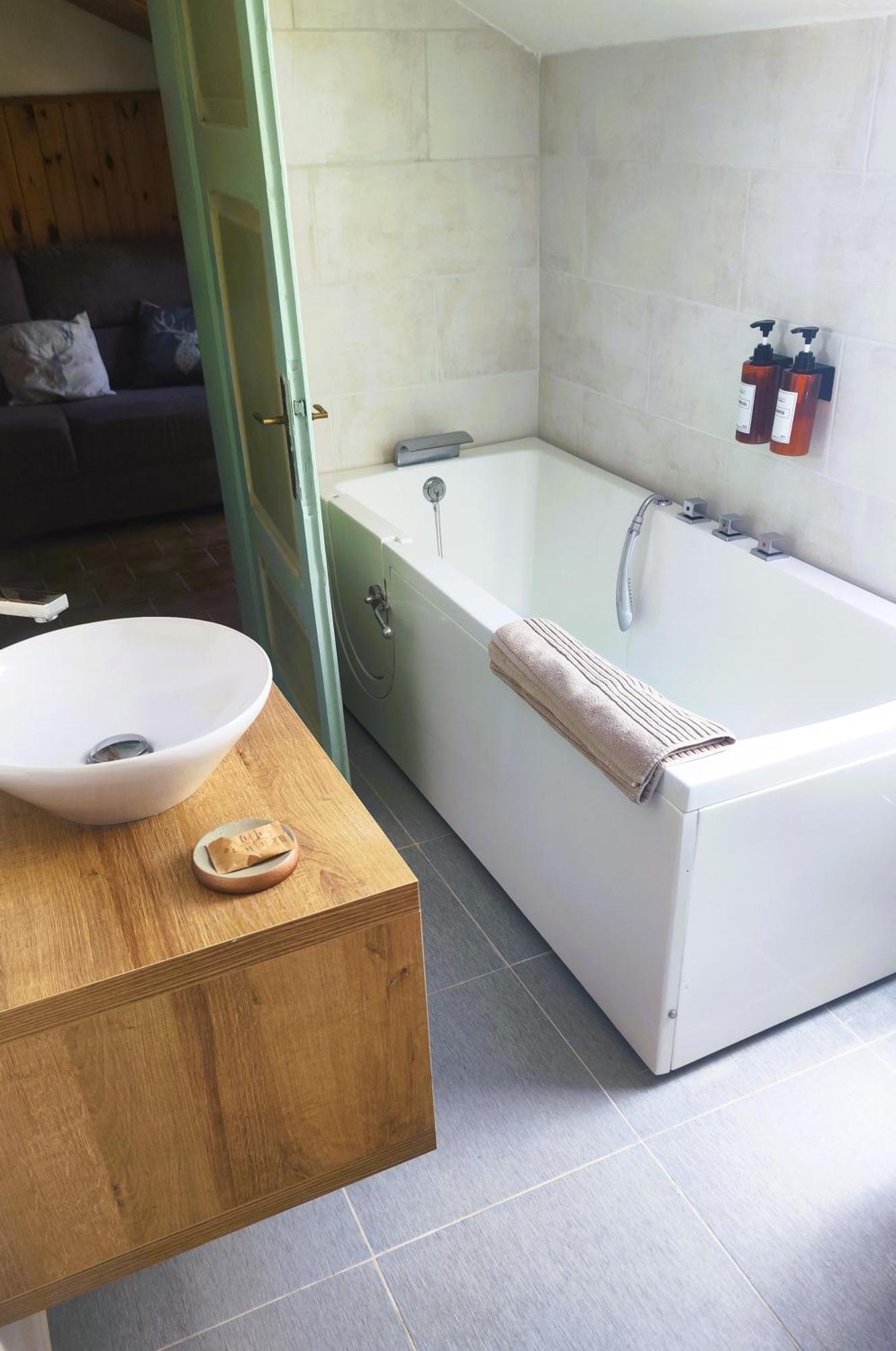 Villa Alma, Lake Como Bed&Breathe San Fedele Intelvi Exterior foto